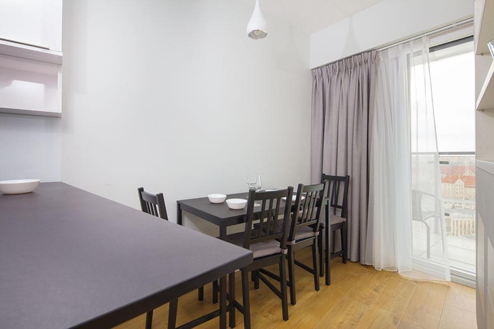 Capital Apartments - Towarowa Poznań Eksteriør billede