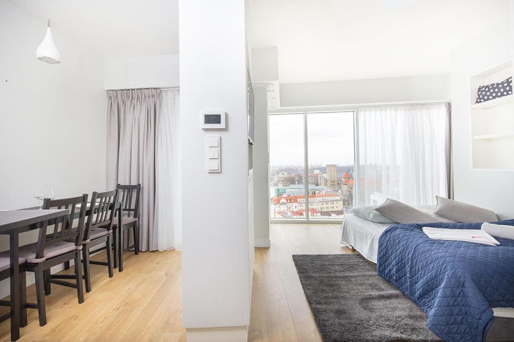 Capital Apartments - Towarowa Poznań Eksteriør billede