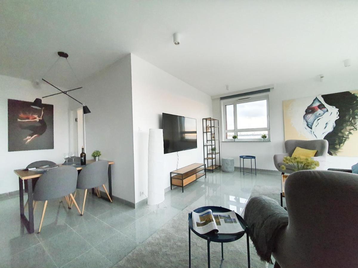 Capital Apartments - Towarowa Poznań Eksteriør billede