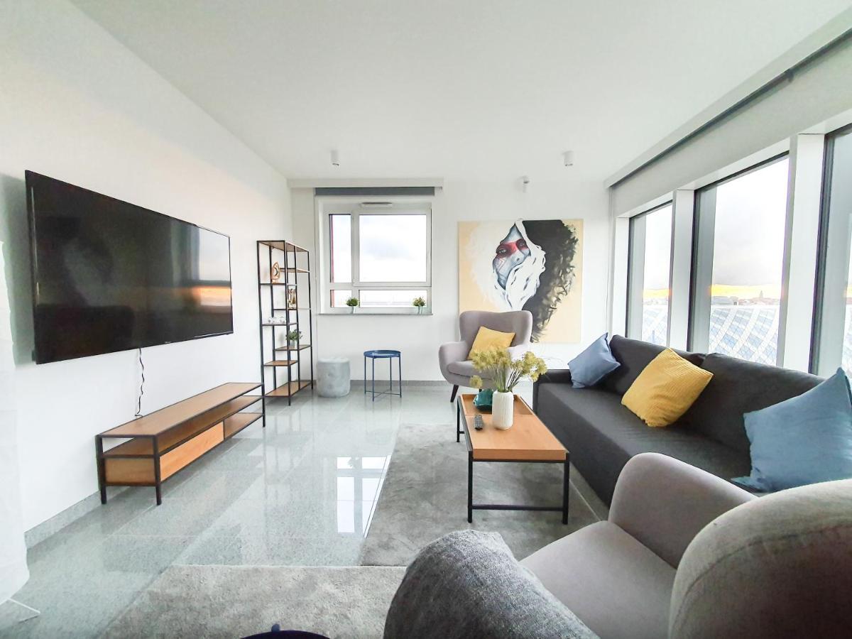 Capital Apartments - Towarowa Poznań Eksteriør billede