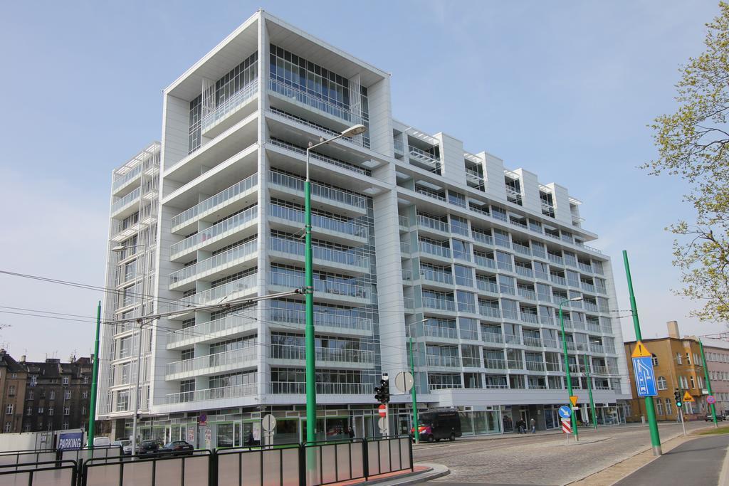 Capital Apartments - Towarowa Poznań Eksteriør billede