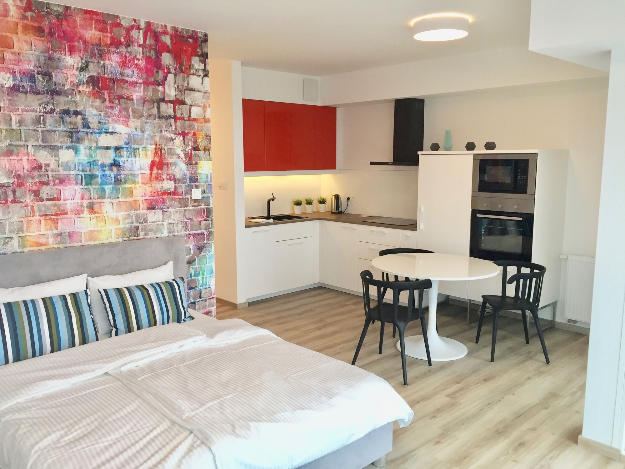Capital Apartments - Towarowa Poznań Eksteriør billede